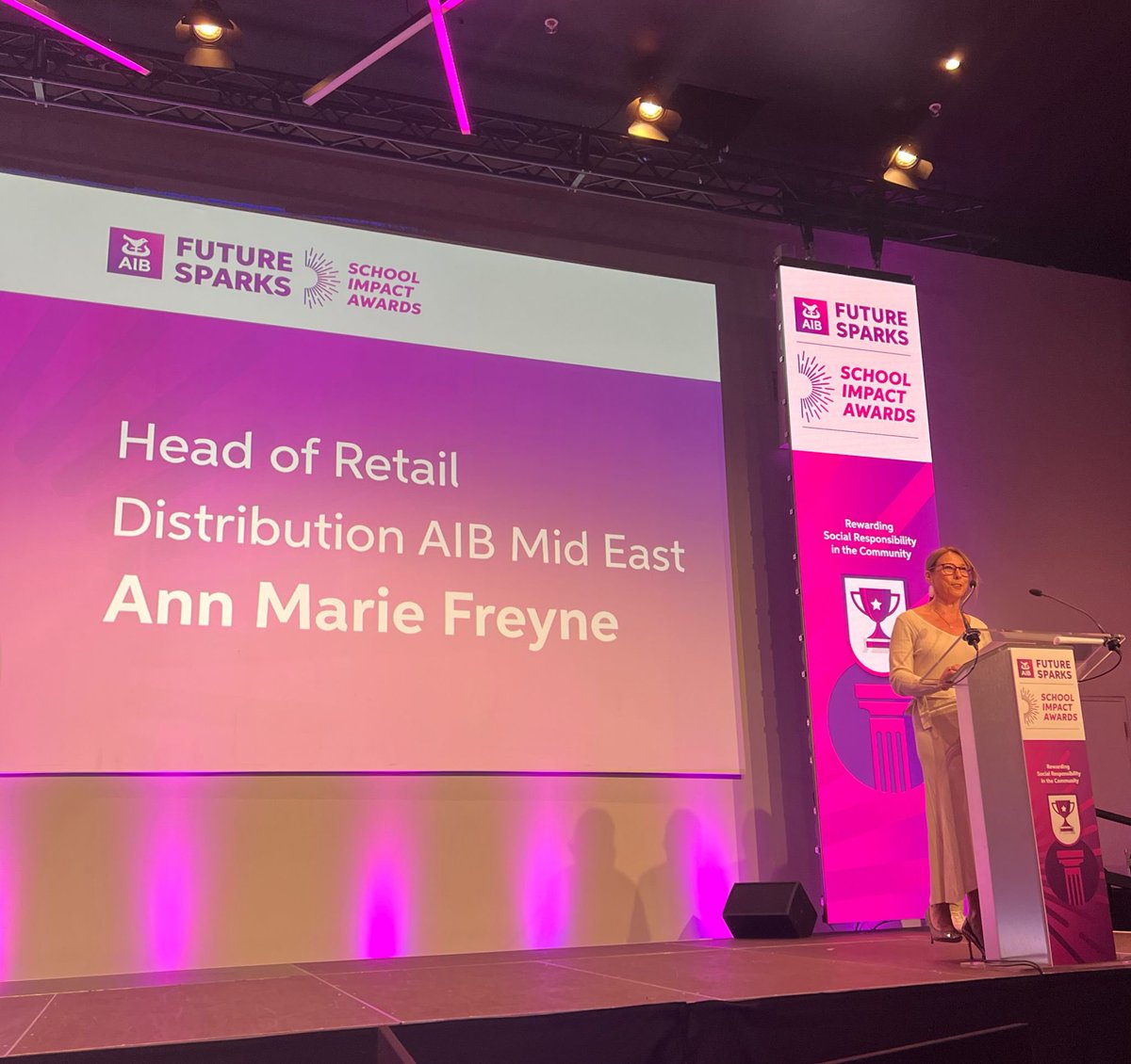 AIB’s Head of Retail Distribution Mid East, Ann Marie Freyne, welcoming the hopeful finalists in today’s AIB Future Sparks School Impact Awards 🙌