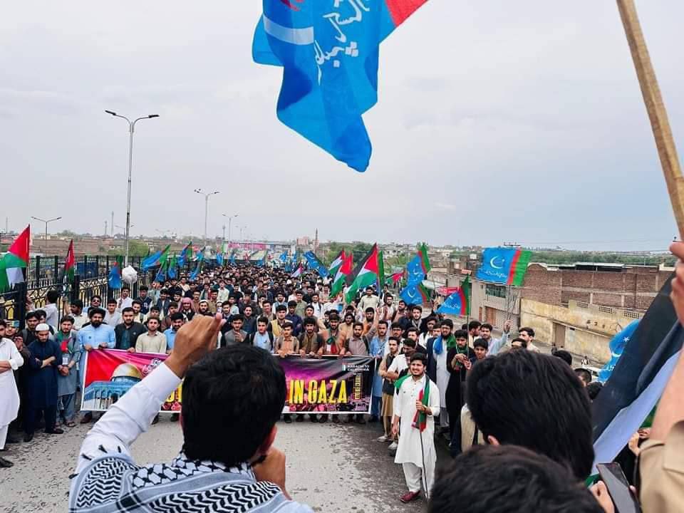 Thousands of students in Pakistan join the international student uprising for Gaza.