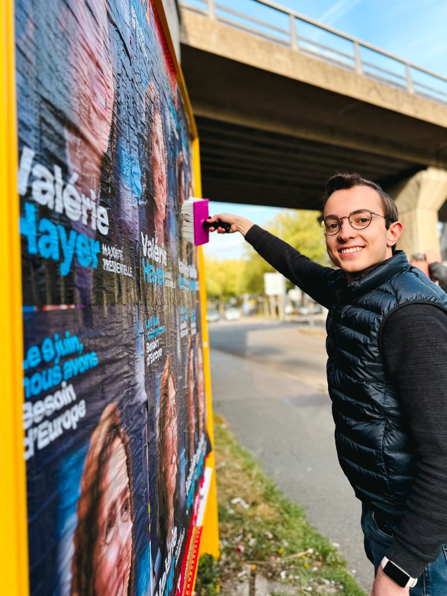 Toujours sur le terrain dans la Loire pour soutenir notre liste @besoindeurope ! 🇪🇺 Dans 40 jours, le 9 juin prochain, 1 seul tour, un seul vote ! 🗳️🇪🇺