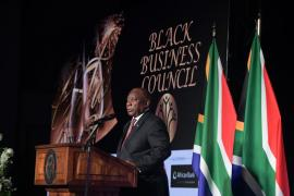 President Cyril Ramaphosa has called on black business and black industrialists to be part of efforts to rebuild the country’s economy. tinyurl.com/2bt55nby