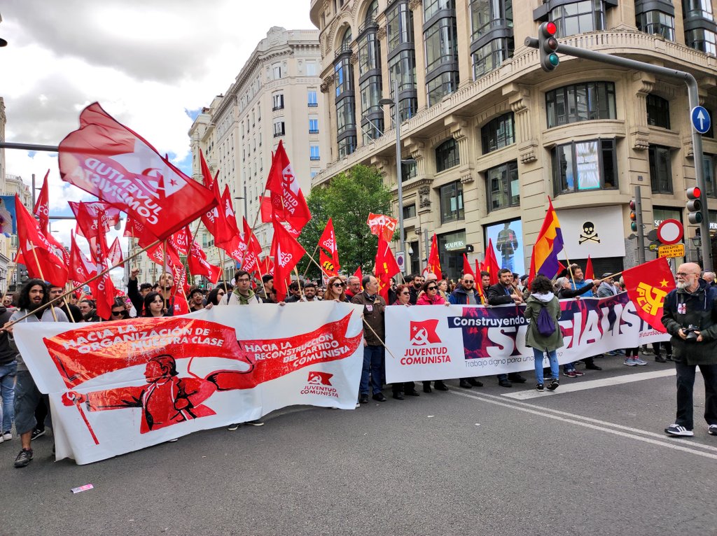 🔈 Hacia la organización de clase, hacia la reconstrucción del Partido Comunista! @UJCE_cc

✊ Construyendo el #FuturoSocialista

#1deMayo2024 
#1deMayo