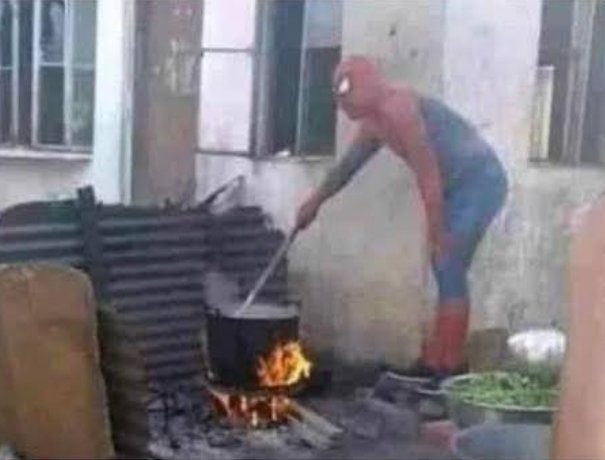 Spider man acting a spinoff called 'SPIDERMAN HOME COOKING'
in bwise