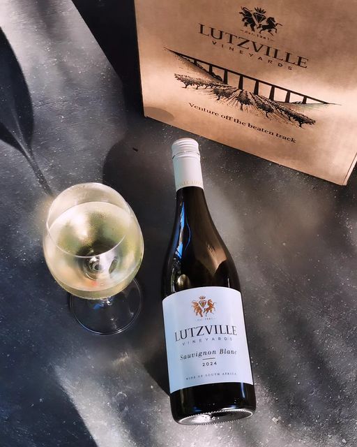 #SAUVBLANCDAY WITH @lutzvillewines
Stand a chance to WIN WIN WIN 6 bottles Classic Collection 2024 #SauvignonBlanc!
Visit their Facebook and Instagram pages to enter!
Winner will be announced on Sauvignon Blanc Day on Friday, 3 May 2024.
#SauvignonBlancSA #WildWhiteWine