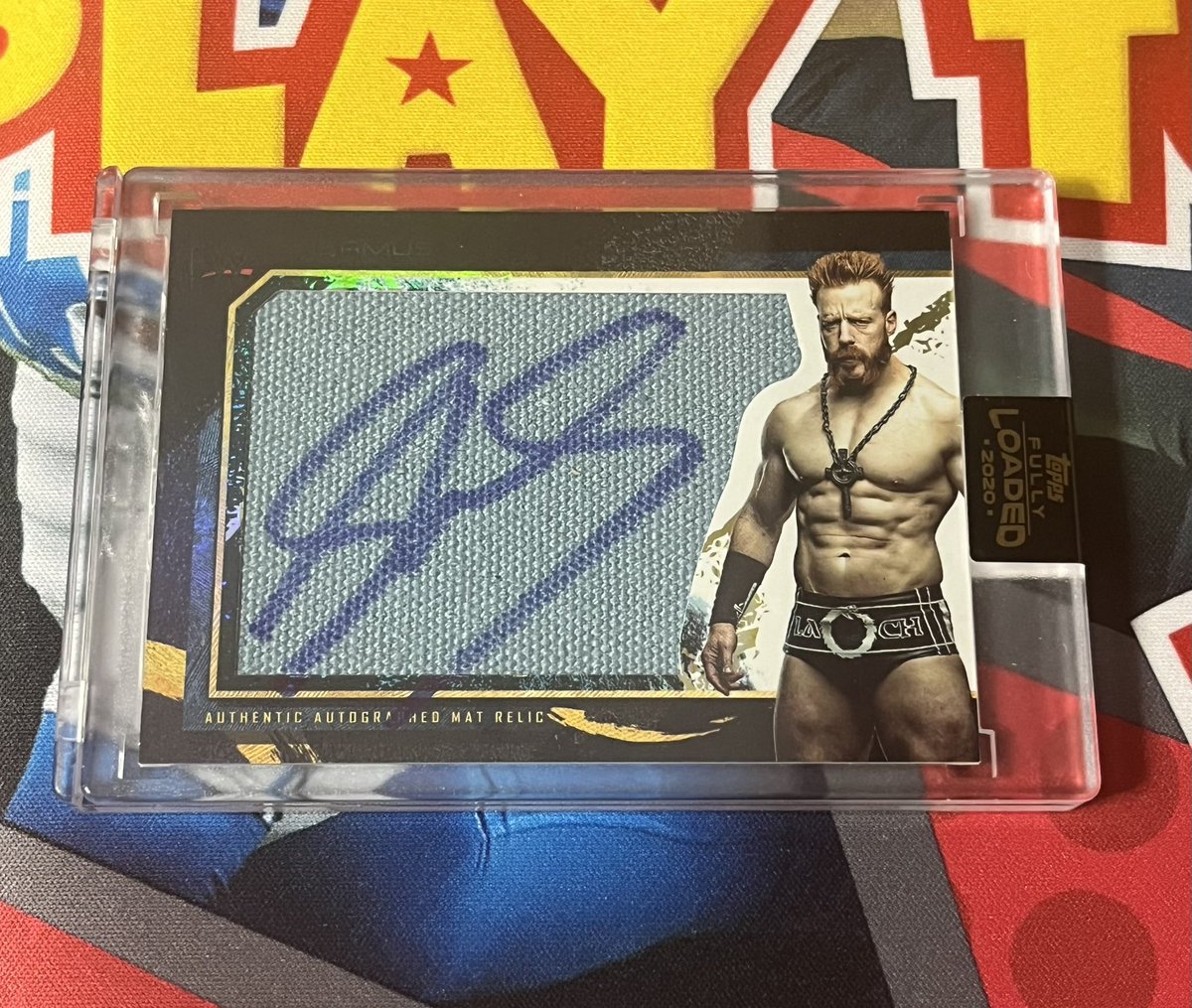 Glad to add this to the collection as it is a relic from 2015 Survivor Series, a show I attended. Stuff like this is fun to find and collect. 

— 2020 Topps Fully Loaded Sheamus relic auto /99

#wrestlingcardwednesday #sheamus #wrestlingcards #survivorseries