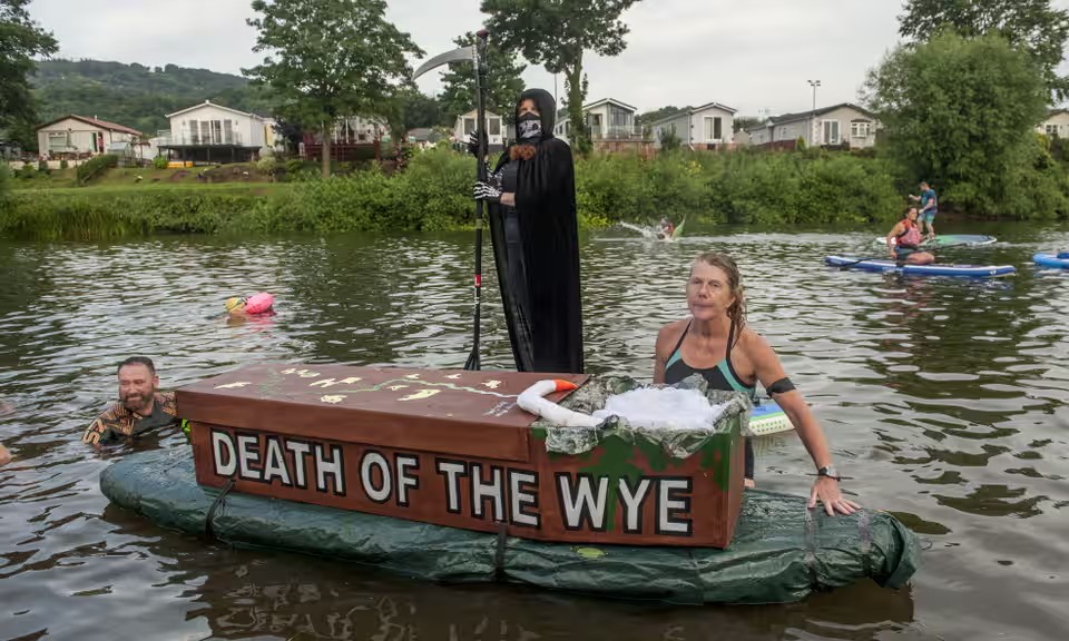 Protect the River Wye from pollution.
Britain’s rivers are incredibly depressing: the water companies dump too much #sewage, the farmers dump too much muck, & the regulators are too cowed and underfunded to do their job and stop them.
#pollution #riverwye
theguardian.com/commentisfree/…