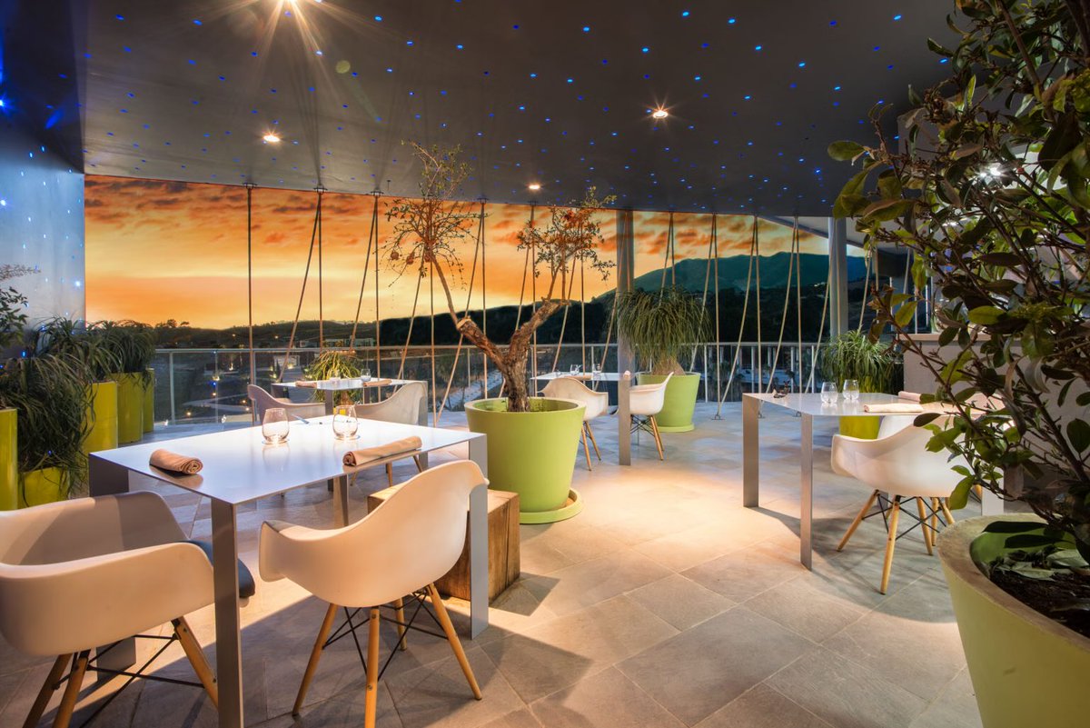 IconicEco's tweet photo. Diego Gallegos y Sollo: un viaje culinario sostenible hacia la estrella Michelin verde
🌿Conoce la cocina sostenible de Diego Gallegos aqui:
 https://t.co/50BCrFcdTU
#chef #cocinaeapañola #marcaespaña #cocinero #restaurante #hosteleria #españa #malaga #sostenible #huerta #fruta https://t.co/jtLvR8Iu7F