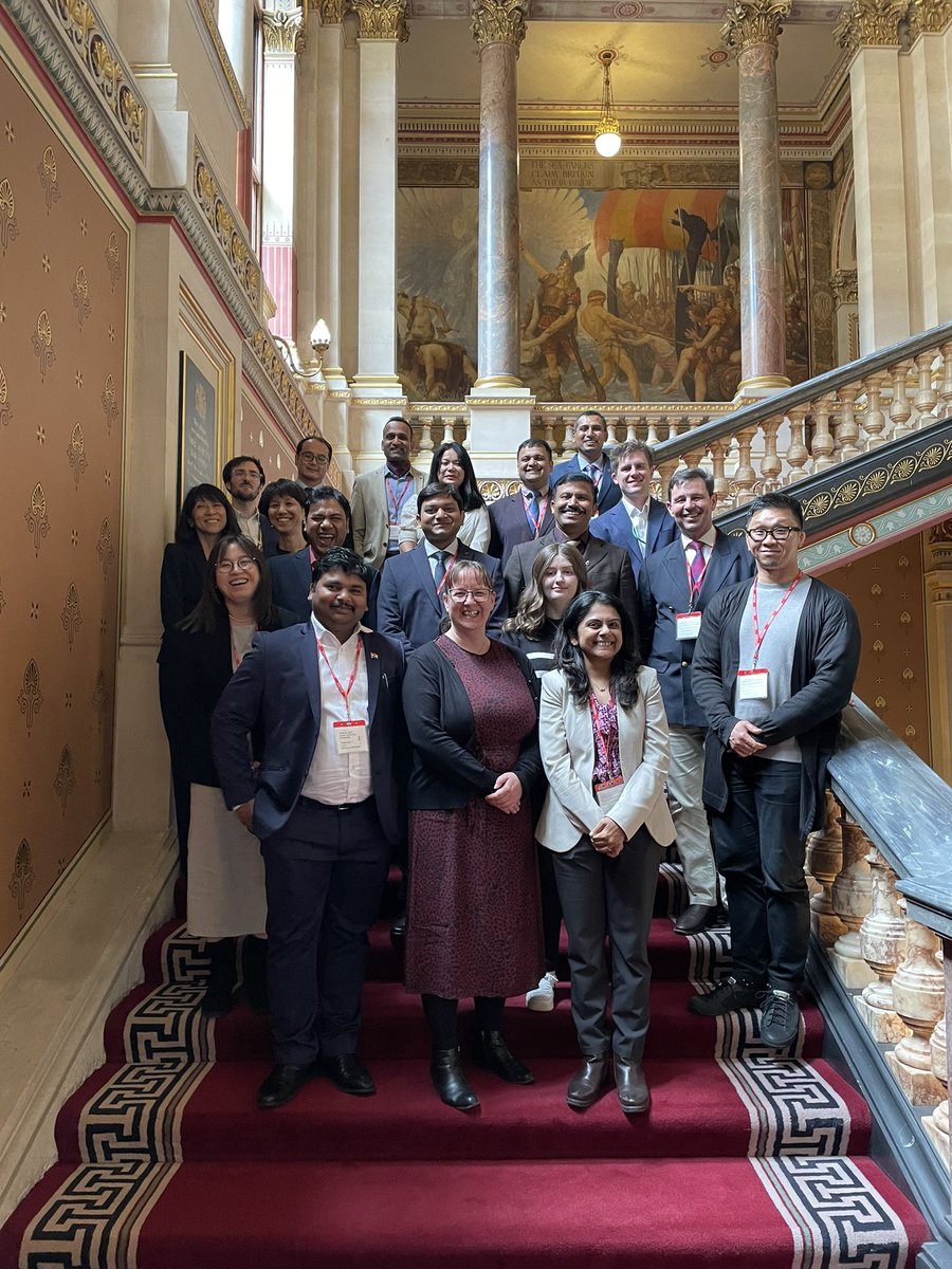 Last week the Indian 🇮🇳 and Japanese 🇯🇵 @CheveningFCDO Cyber Fellows came to visit us in King Charles Street! We spent the day discussing all things Cyber 🌐 and look forward to seeing them again in May for their final presentations! @CranfieldUni