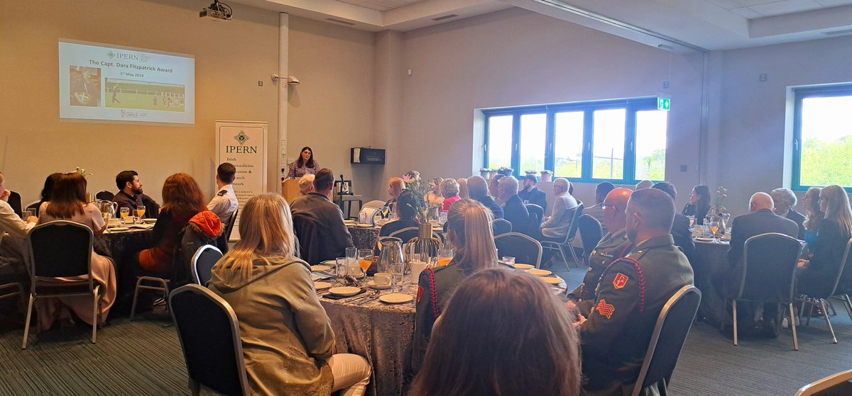 Packed room for the Capt. Dara Fitzpatrick award. Really lovely opening from @ProfColumDunne recognising and honoring the nominees & recognising the contribution and legacy of Capt. Fitzpatrick. Huge congrats to @CumminsNM for a wonderful event 👏