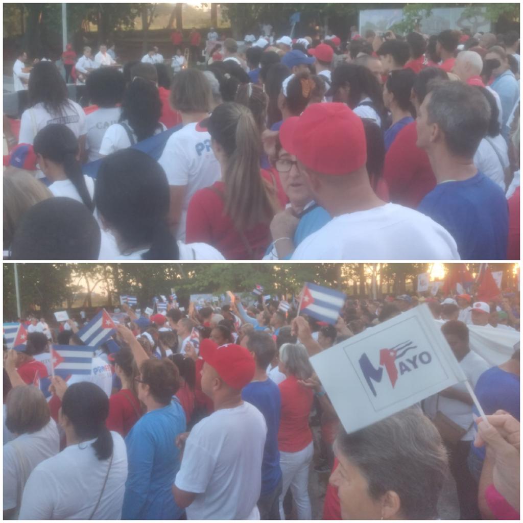 Nuestro pueblo revolucionario y artemiseño celebra el Primero de Mayo <a href="/Artemisa/">arte misa</a> <a href="/CubaMined/">MINED</a> <a href="/Eugeniocubano/">Eugenio González Pérez</a> <a href="/yarobyalvarez/">Director Provincial Educación Artemisa</a> <a href="/LidiaAzcuy/">Olga Lidia Hernández Azcuy</a> <a href="/EduArtemisa/">DPEArtemisa</a> <a href="/NelsonLuisRodr4/">Nelson Luis Rodríguez Díaz</a> <a href="/DireccionMunic2/">Direccion Municipal</a>