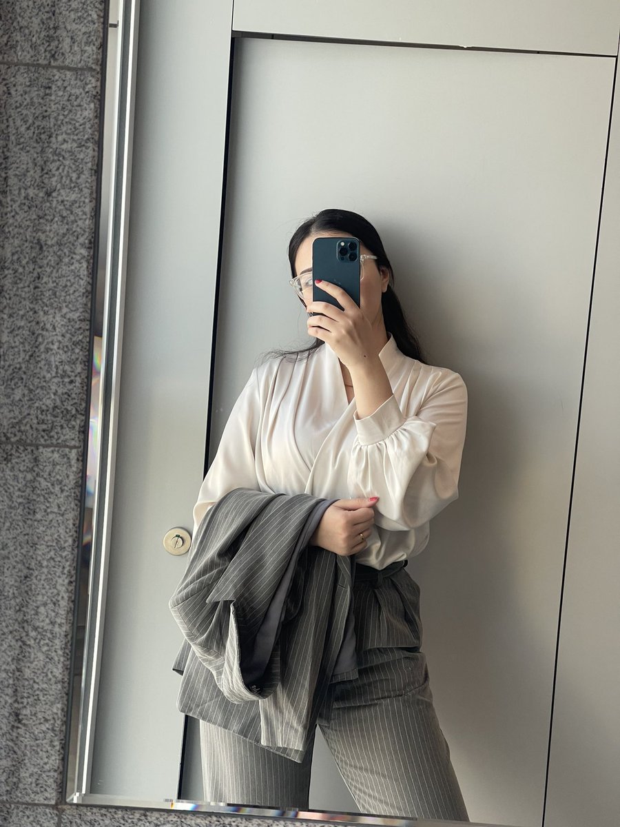 monaaminnnn's tweet photo. 🥸🖤 https://t.co/EyScjkMd2x