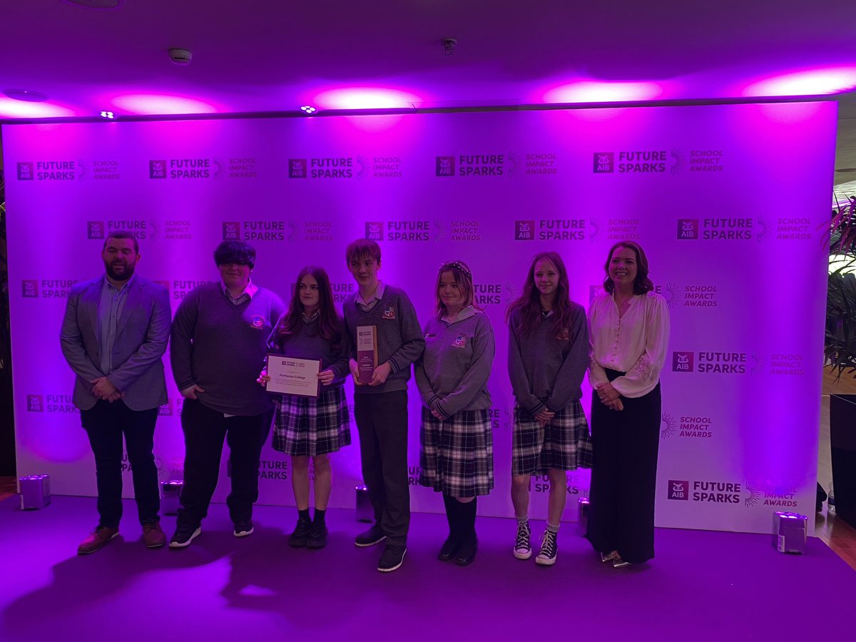 Congratulations to our amazing students who have just won the Senior Small Group Social Category in the AIB Future Sparks SCHOOL IMPACT AWARDS @AIBfuturesparks@ETBIreland@Laoisoffalyetb