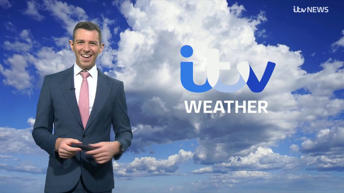 Latest forecast on tonight's #Thunderstorm risk available right here ⚡️⚡️⚡️⚡️ itv.com/news/anglia/we…