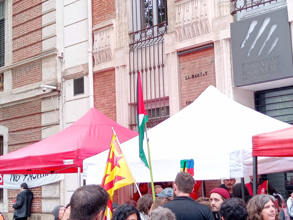 #1deMaig #1erMai2024 #CatalunyaNord #Perpinyà 
Mentre hi ha mobilització hi ha il·lusió.