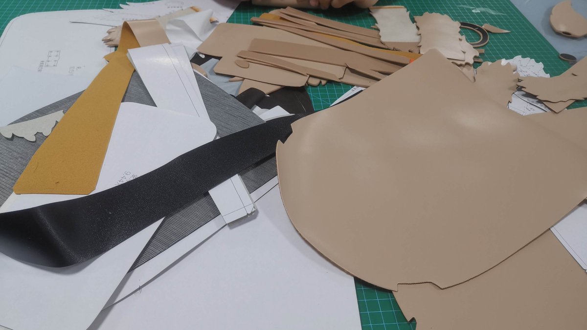 Second Waffpack sample is under way, paper templates done now to piece it all together. :>