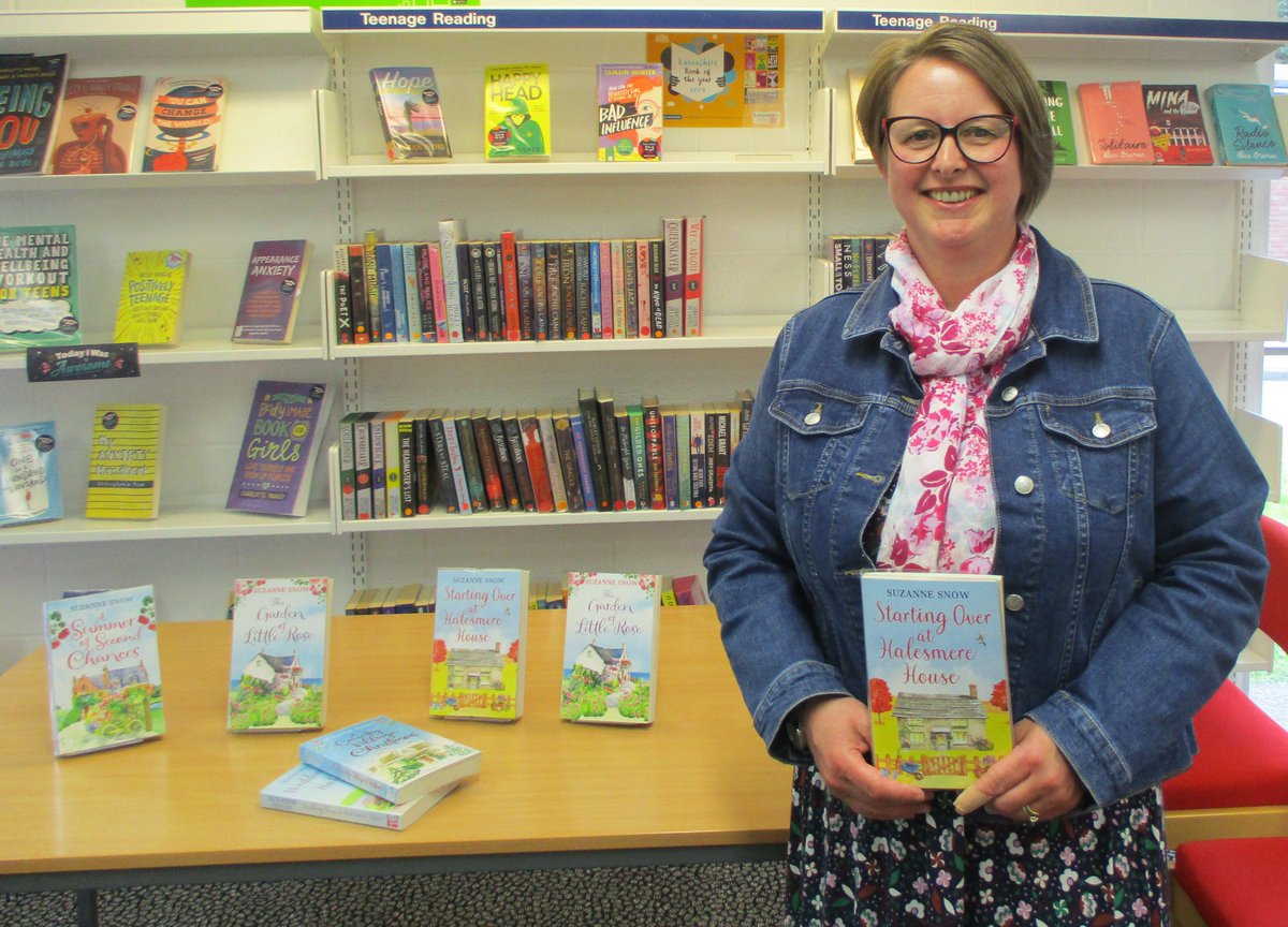 LancsLibraries's tweet image. It was great to welcome author Suzanne Snow to #LongtonLibrary to talk about her books and how she started writing
@SnowProse