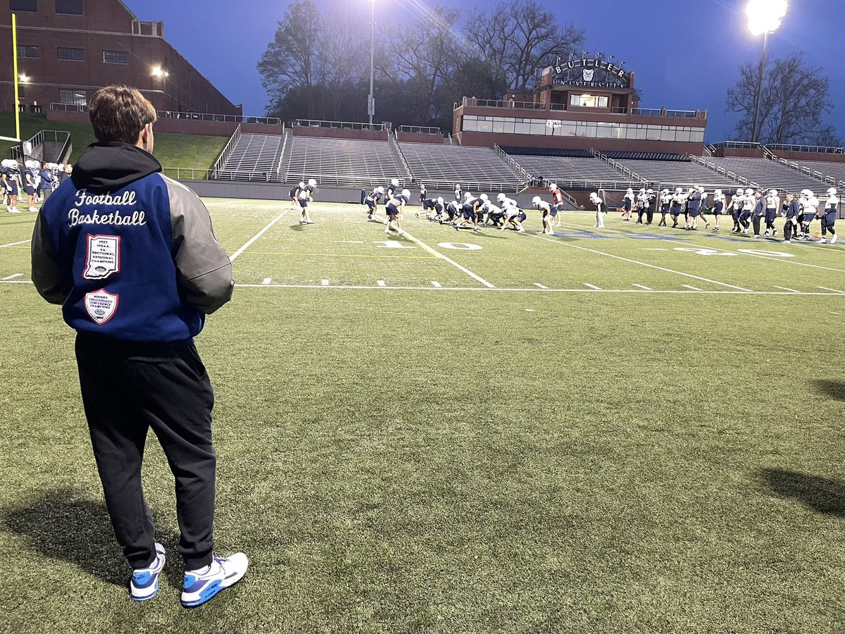 Excited to receive an offer from the University of Butler! Thank you to @CoachChase_BU for the opportunity to play!! <a href="/HSEFootball/">HSE Royal Football</a> <a href="/EzeObiora2/">Coach Eze Obiora 🇳🇬</a> <a href="/IndyWeOutHere/">IndyWeOutHere ‼️</a> <a href="/Indyrecruit_/">IndyRecruit</a> <a href="/PrepRedzoneIN/">Prep Redzone Indiana</a> <a href="/IndianaPreps/">Indiana Preps</a> <a href="/SWiltfong_/">Steve Wiltfong</a> <a href="/Bryan_Ault/">Bryan Ault - Midwest Scout</a>