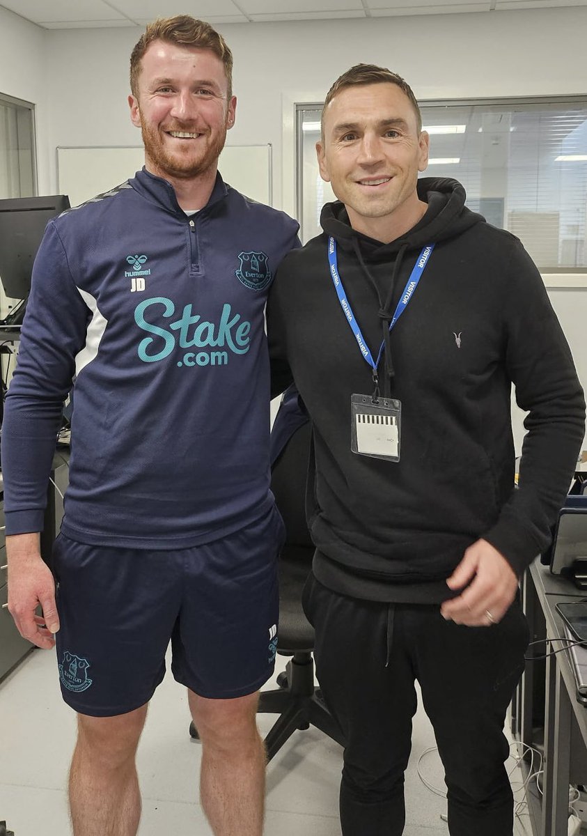 An absolute honour to meet Kevin Sinfield at work today. 
What he’s done for his mate Rob, is proper inspirational. 
He certainly inspired me to do my challenge.