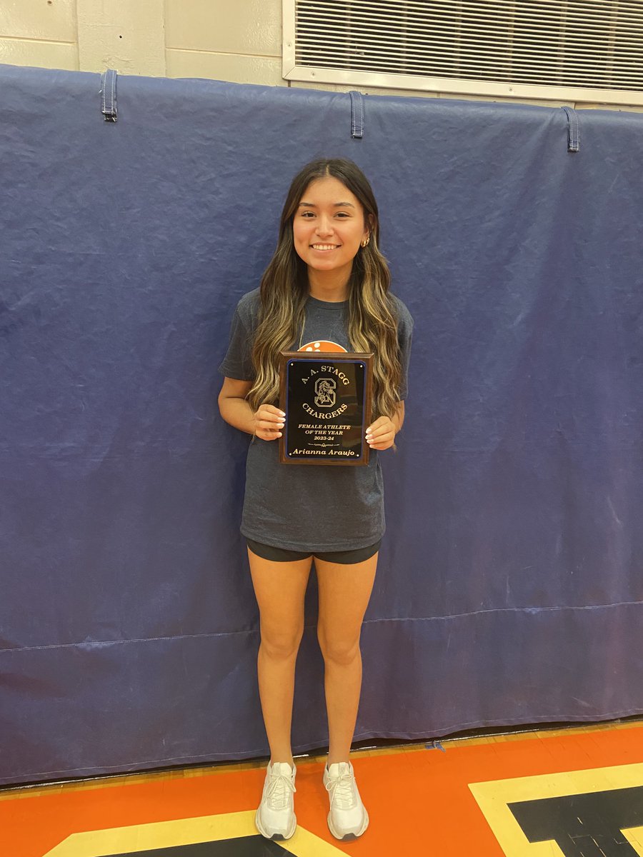 Congrats Ari!  You are amazing!  Female Athlete of the Year!  ⁦<a href="/StaggHighSchool/">Stagg High School</a>⁩ ⁦<a href="/StaggAthletics/">StaggAthletics</a>⁩
