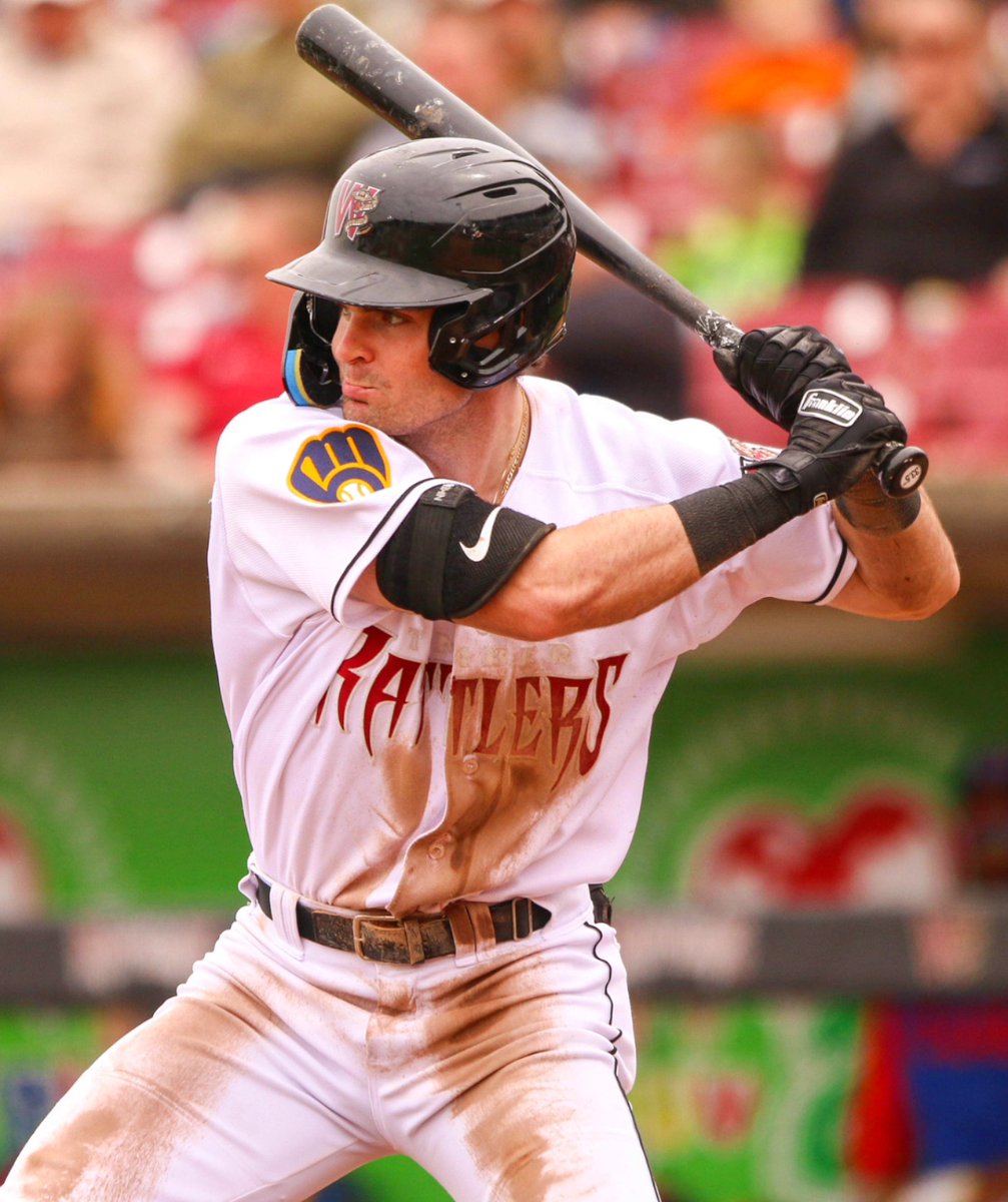 I was already a Tyler Black fan (@TimberRattlers '22) but last night when he got his second hit of his first MLB game, they're interviewing his father in the stands, and he says 'We're going to start drinking heavily' 🤣

Welcome to Wisconsin! 🍻

#TRatNation ⚾️
#ThisIsMyCrew