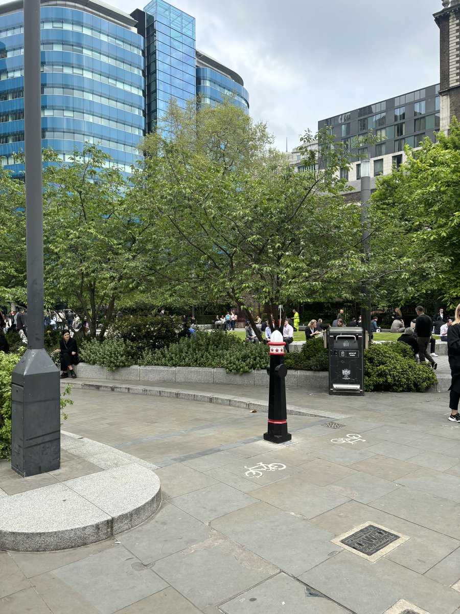 Aldgate Square, yid hunting