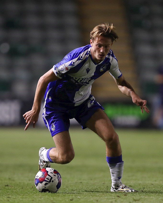 Harvey Greenslade has been released by Bristol Rovers ☑️ 20 years old ⏳35 games in NL/NLS this season ⚽️ 7 goals 🅰️ 2 assists Capable across the front 3 and got goals despite playing in 2 struggling sides. Should be on National League clubs’ radars 👀