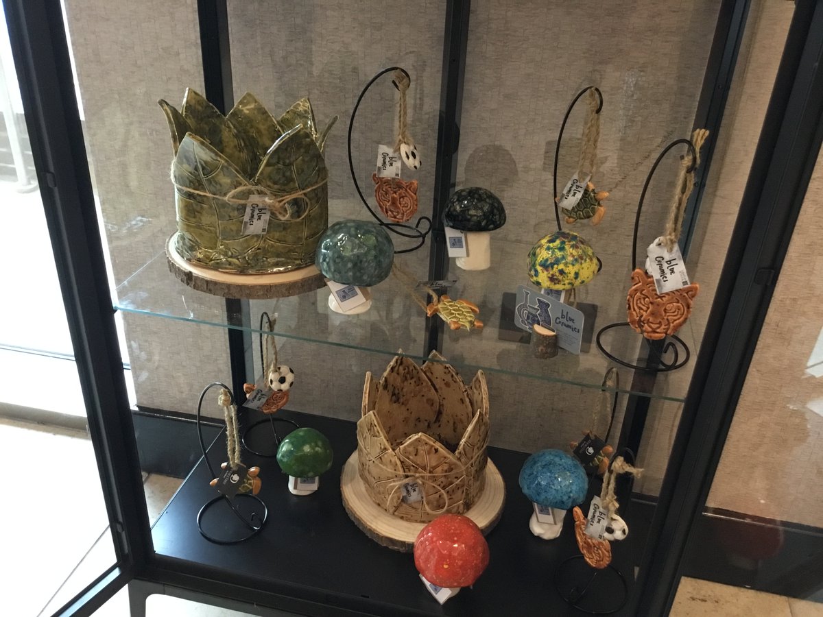 We are very proud to announce our @blue_ceramics products are officially on sale @DoubleTree Hull. In a cabinet within the reception, so if you are in the area then please go and have a look 👀 @HumberEdTrust #buildresiliencenotreliance