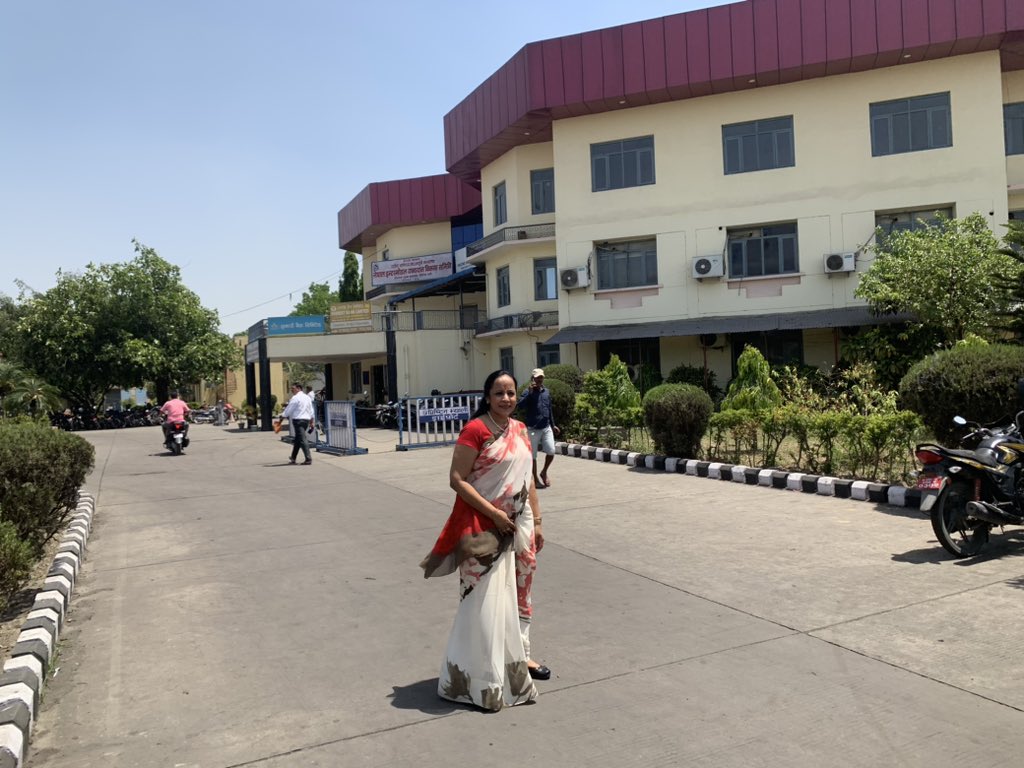 #Nepal-#India 
 #Birgunj #Raxaul Visited ICD, ICP, crossed over and walked from Maitri Bridge to Shankaracharya Gate experience connectivity projects, intermodal capabilities, people to people relations and uniqueness of #OpenBorder and #MaitriBridge.
#Connectivity