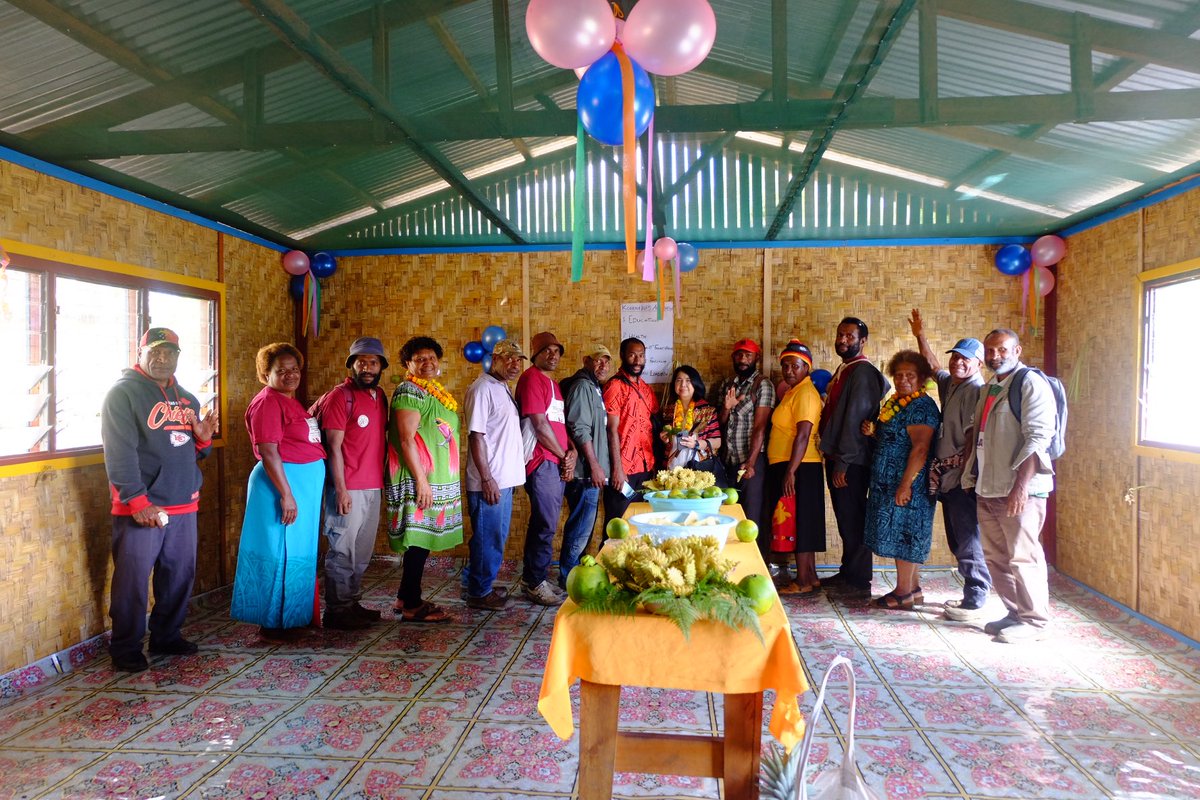 The Konum Community in Mt Hagen, Papua New Guinea just launched a WPS resource center for trainings on gender equality and peacebuilding @gnwp_gnwp @StateGWI #VoiceforChange