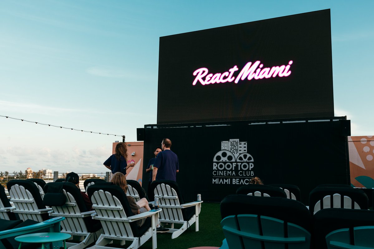 Are you joining the @ReactMiamiConf Conference Replay on Friday 3 March? Signup for free 🔥👇 👉 linkedin.com/feed/update/ur… 1️⃣ useWat² by @DavidKPiano & @jen_ayy_ 2️⃣ Incomplete React by @samselikoff 3️⃣ Background Jobs 101 by @SylwiaVargas 4️⃣ Pushing Boundaries to the Edge by…