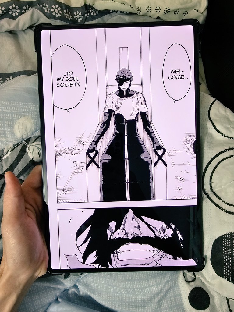 Reading manga on this is crazy, lol