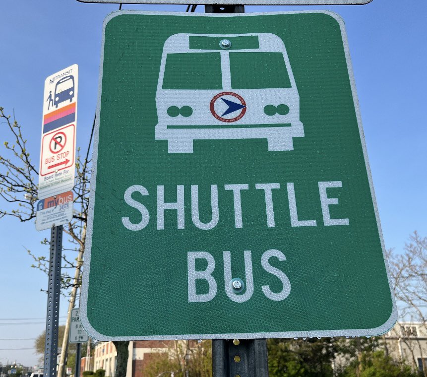 #njmornings We Found The Bus!!! Actually, it’s been running all morning. ☀️ @NewJerseyDOT clarifies new shuttle between #Belmar & #Avon is NOT a 19 passenger bus, as previously announced and we were looking for, but this full-size Coach bus! Updates this morning on @News12NJ