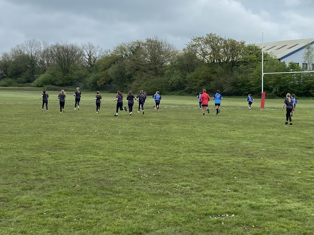 Huge well done to our Year 7 Girls today who took part in a rugby festival. Massive thanks to @MrBarnesCynffig & @CynffigPe for hosting such a wonderful morning!