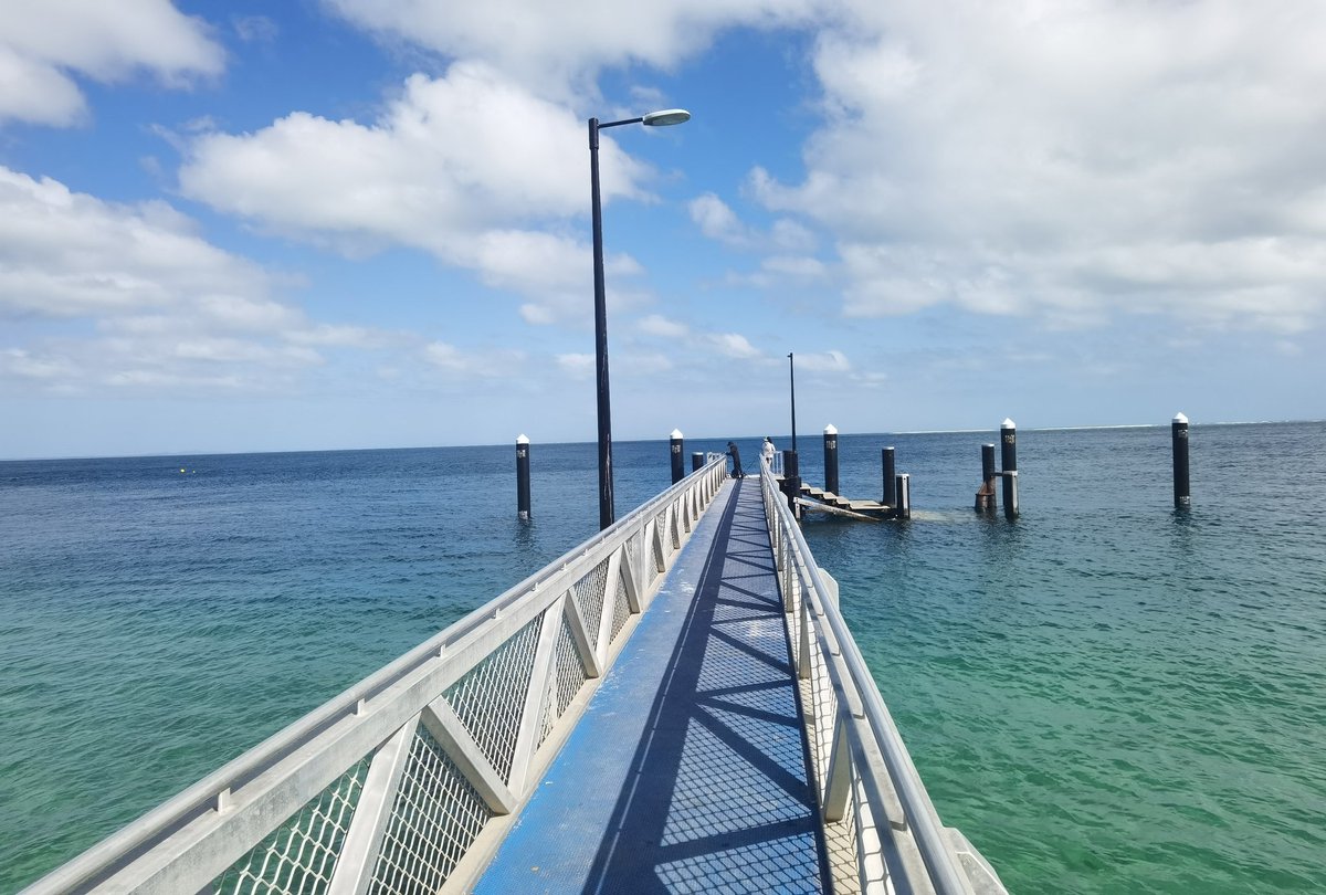 不变应万变，随便你咋跌，眼不见为净，我去钓鱼成吗🙃🙃🙃