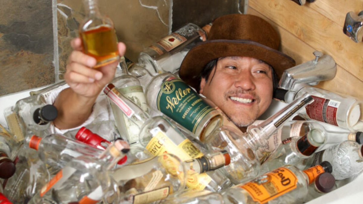 Read our interview with Chef Edward Lee, author of the new book 'Bourbon Land,' on cooking with bourbon, Kentucky’s whiskey landscape, and why labels aren’t everything: ow.ly/bnGm50RswP6