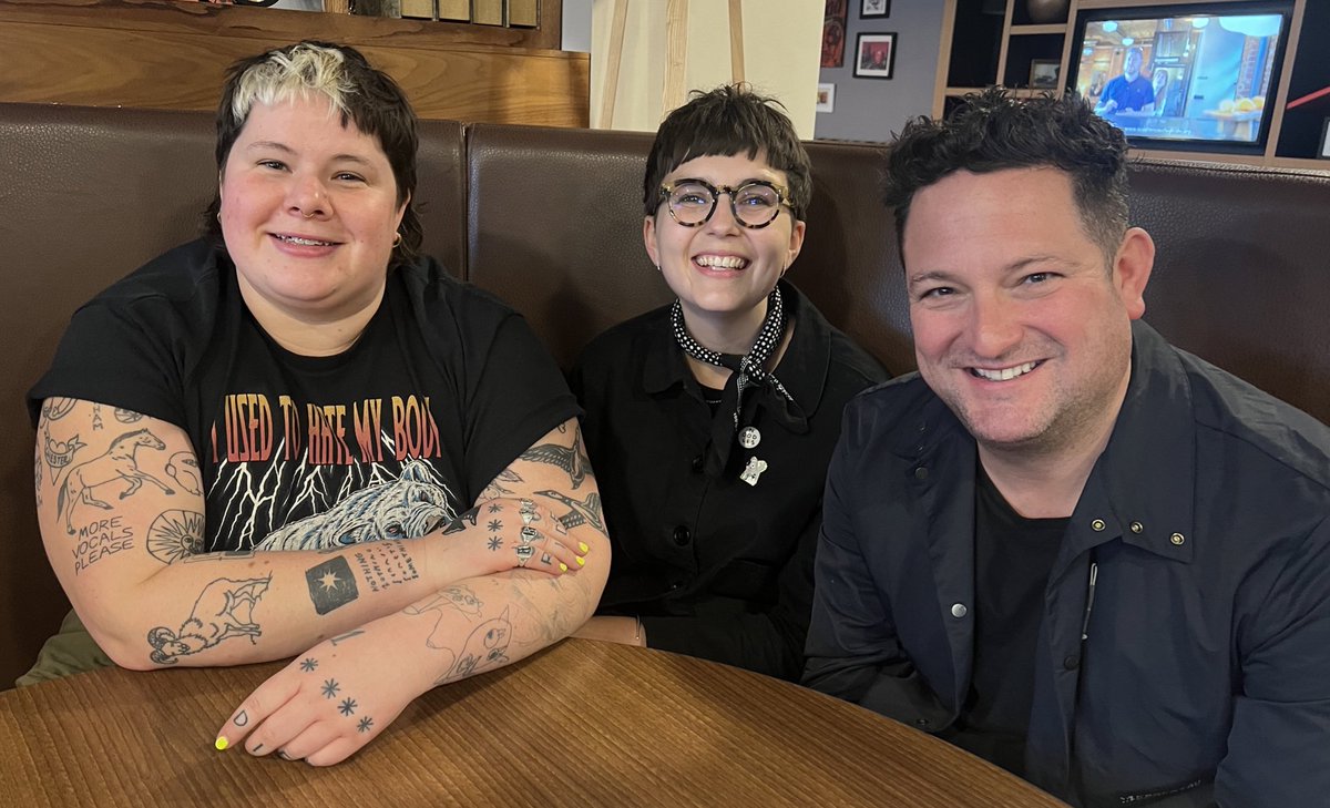 Today on 6 Music my fab guests are Renee from pioneering <a href="/ESGTheBand/">ESG</a> and Hanni and Clara from @arxxband 
1 - 4pm <a href="/BBC6Music/">BBC Radio 6 Music</a>