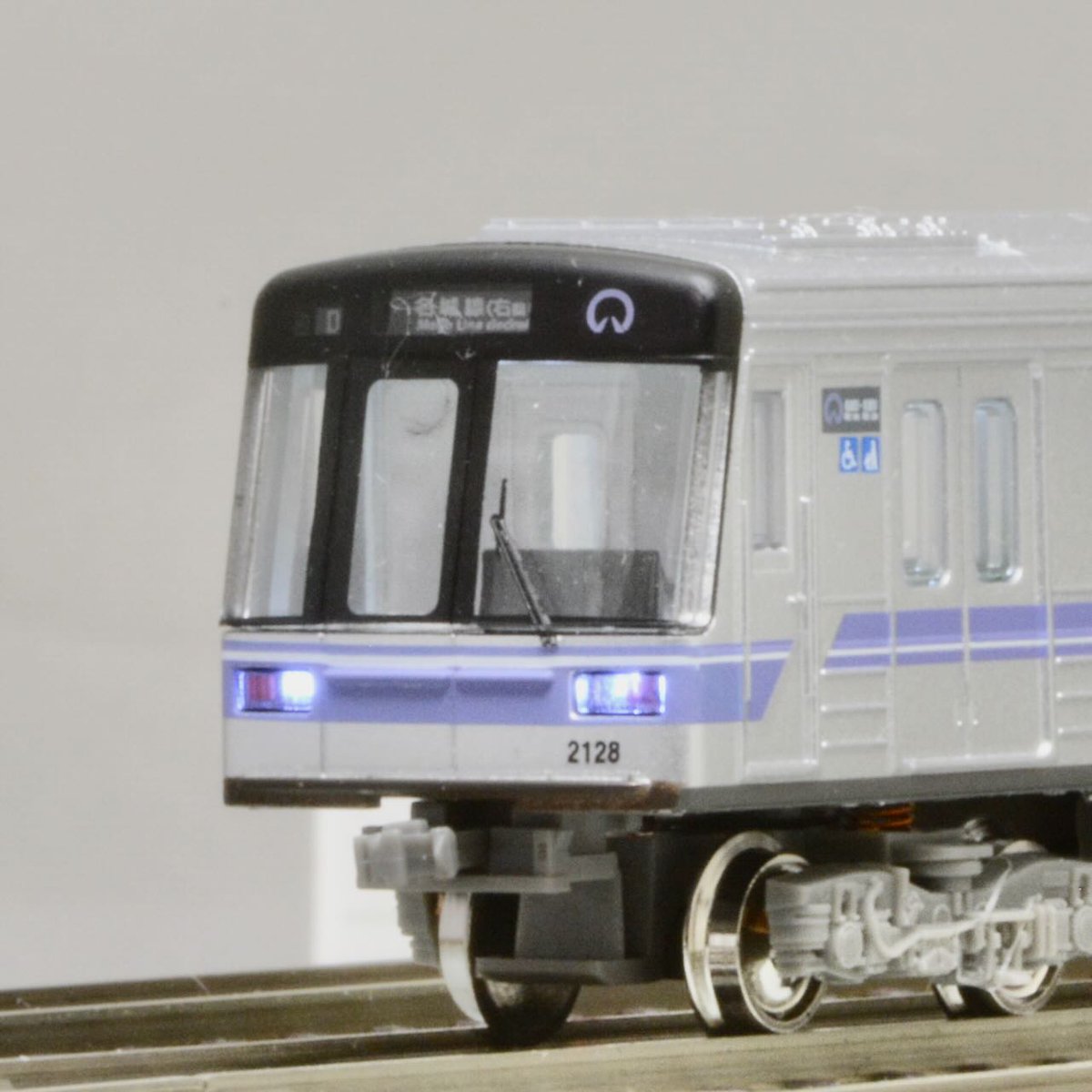 名古屋市交通局2000形」の《点灯化キット》をリリースしました。 4/19