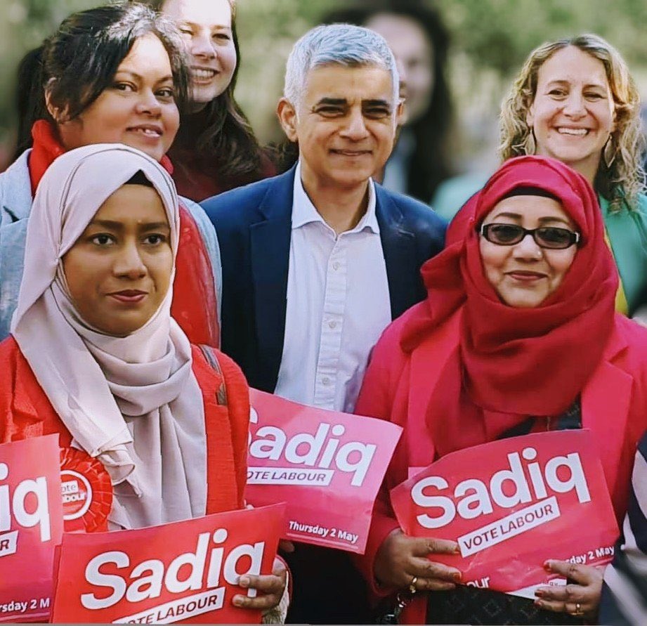 We love this photo of our star campaigners @amina_ali79, @ShahedaRahman98, @Hussain6Nazma, @Eve_McQuillan, plus the brilliant @SuzyStride1 from @LabourPandL with @SadiqKhan! Remember to vote tomorrow, bring photo ID, and make the difference in a close race with #CrazyToryLady!