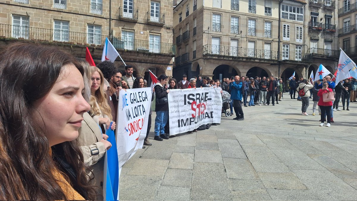 noaourense's tweet image. Viva a clase obreira galega ✊️

#1demaio #loitaobreira #galizacig