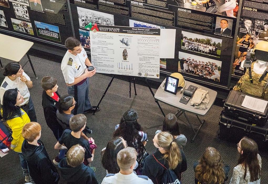 🇺🇸We're 24 hours away from the 25th annual Projects Day Resesrch Symposium! More than 450 research projects by over 1,000 cadets will be showcased this year for approximately 800 visitors! Learn more: projectsday.westpoint.edu Interested in partnering with WEST POINT? Visit West…