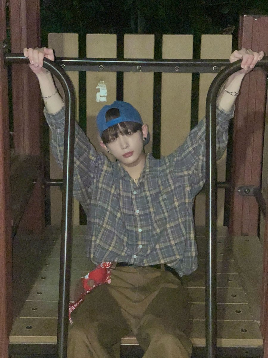 LUNÉയꕤ ぼくの誕生日をお祝いしてくださってありがとうございます