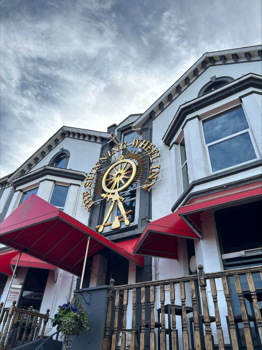 Fancy a trip to the seaside this bank holiday weekend? The ever-popular Spinning Wheel Inn in Paignton is our #puboftheweek . dartmoorbrewery.co.uk/blogs/news/pub…