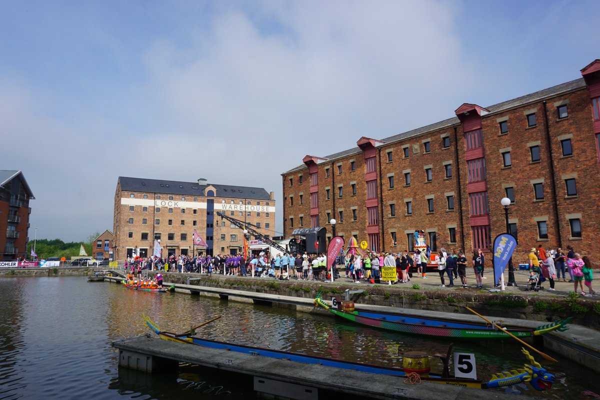 Dragon Boat Festival returns the month raising money for @YoungGlos and other local charities! 🐉 Organised by @RotaryGlosUK, the event on Sunday 12th May, is set to see teams racing across the day aiming to be the top team. Find out more here 👉 gloucesterbid.uk/news/dragon-bo…