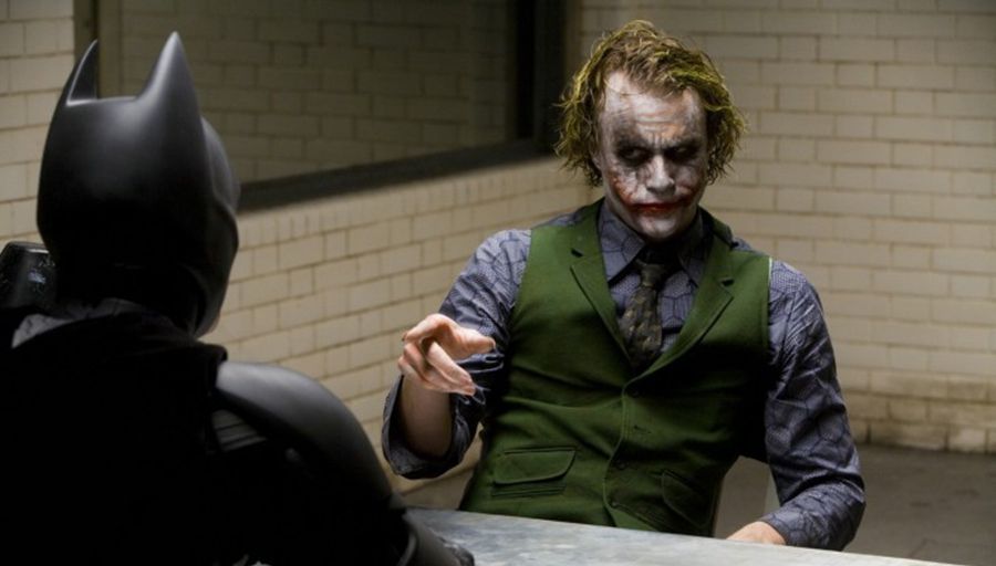 'El Caballero Oscuro se alza justamente victoriosa por encima del resto porque ninguna de las otras incorpora al Joker de Ledger'. El Joker de Ledger, ese sublime genio maligno, un artículo de José Antonio García. zendalibros.com/el-joker-de-le…