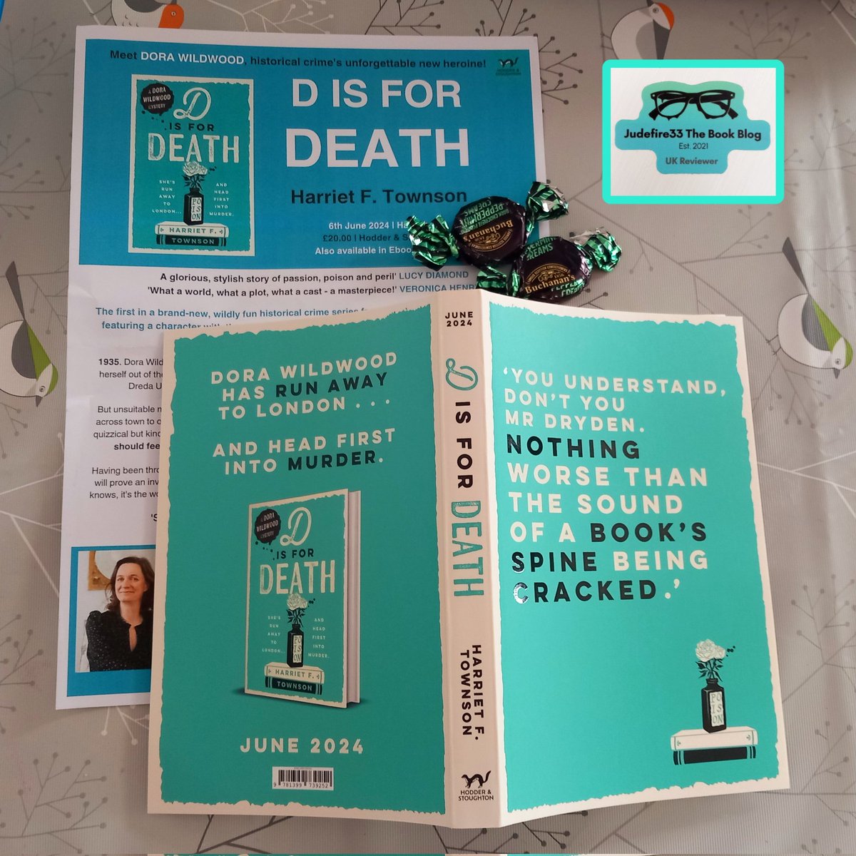 I love books that match my #BlogLogo so thank you @HodderBooks  for sending me#DIsForDeath by @HarrietEvans due out in #June sounds fabulous! Love the cover! #BookTwitter #SoGrateful #BookBlogger #BooksOfTwitter #CrimeFictionFan