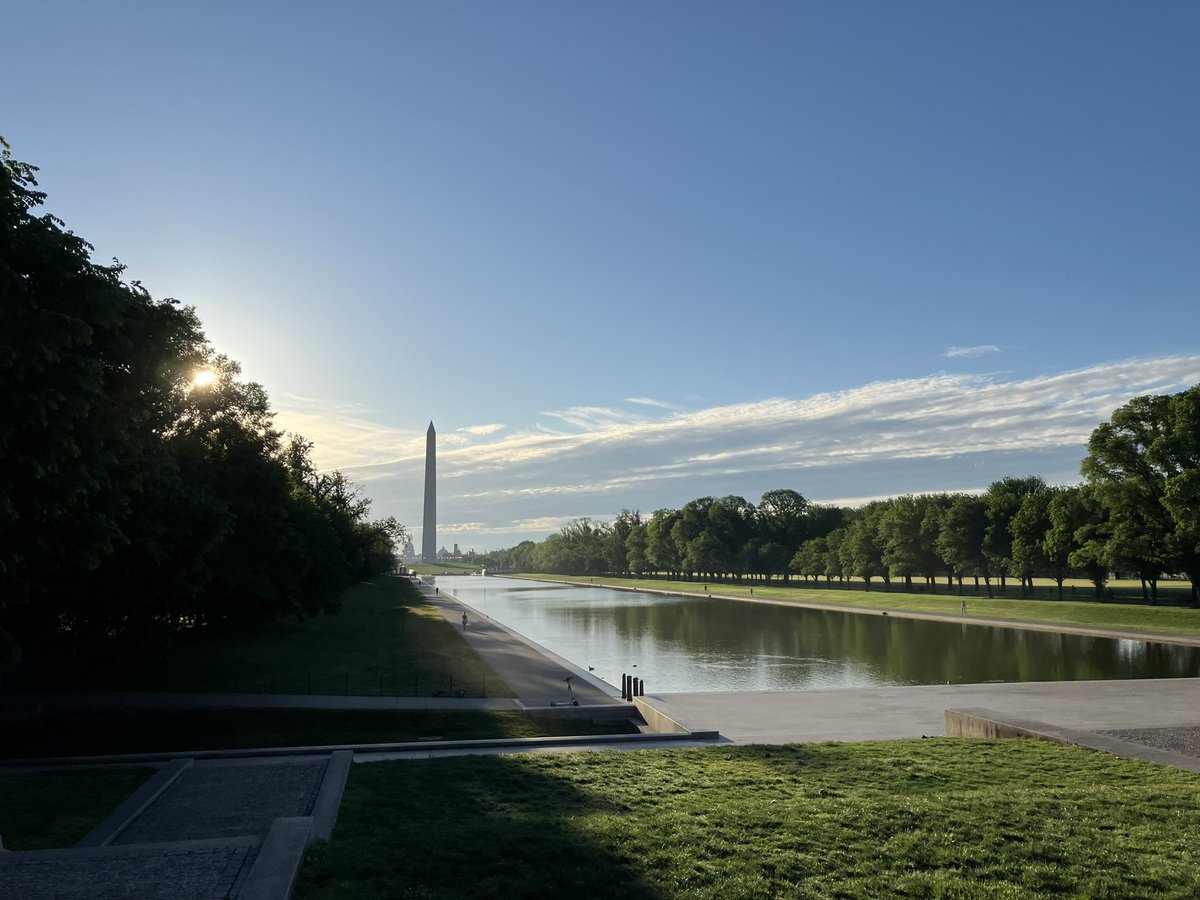 A run across the Mall in Washington DC, an early morning ritual during the decades I’ve been coming here for Newsnight