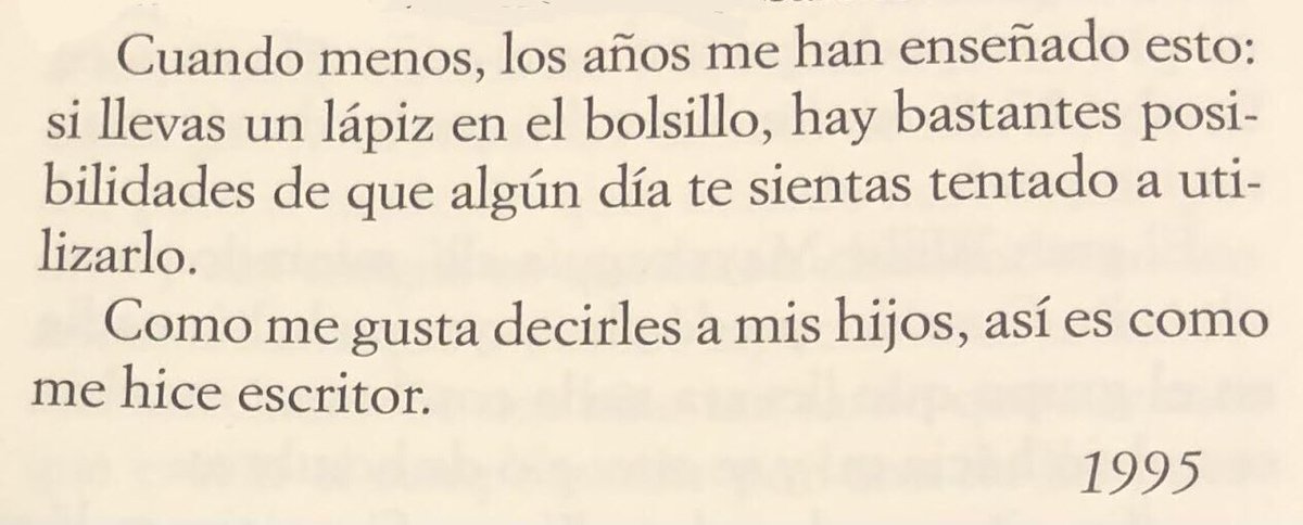 Para muchas personas, autores como Paul Auster han sido nuestro lápiz en el bolsillo. 

(Yo también he amanecido rebuscando sus libros en la biblioteca y he encontrado un post-it añejo en esta página de &lt;&lt;El cuaderno rojo&gt;&gt;).