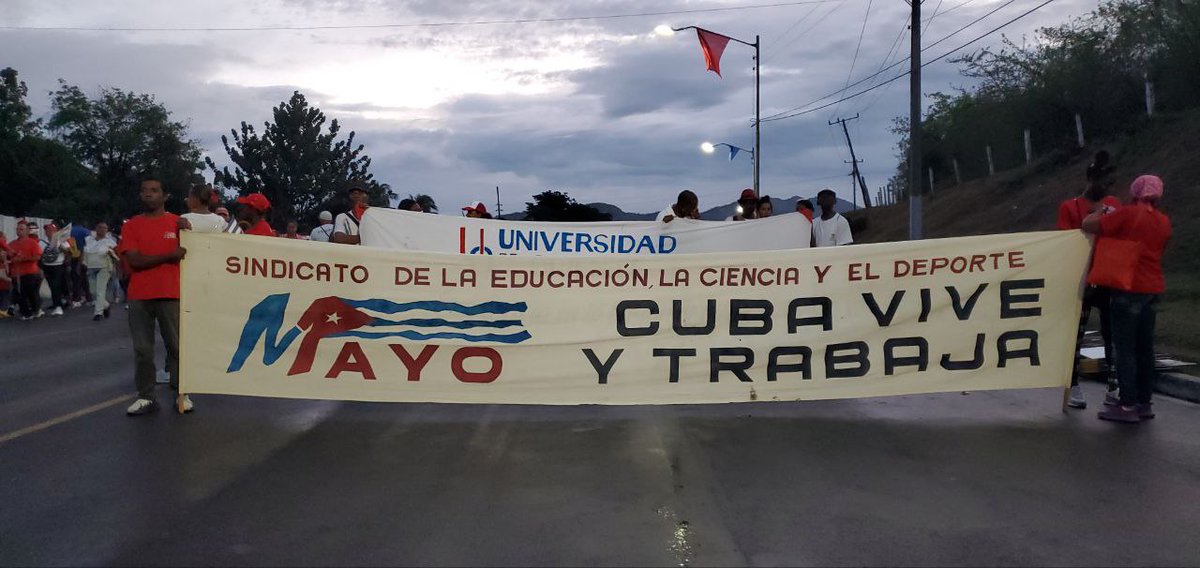 #FidelPorSiempre: “Pero sobre todo nuestro país🇨🇺 tiene algo maravilloso, algo que hoy, #1Mayo, fiesta 🎉 de los trabajadores, podemos proclamar con orgullo: ¡Nuestro país tiene este pueblo, y este pueblo es lo más admirable que la Revolución tiene!”. #PorCubaJuntosCreamos ✊️