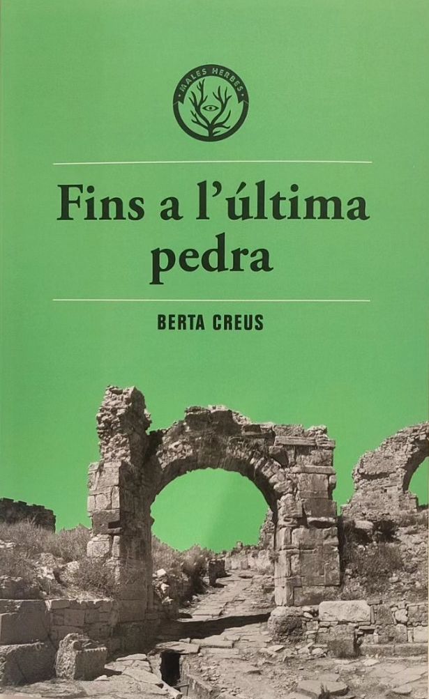 Nova ressenya a can Kraken: 'Fins a l'última pedra' de Berta Creus. @bertacreus . Publicat per @LesMalesHerbes #cificat elkraken.com/Ressenyes_Cat/…