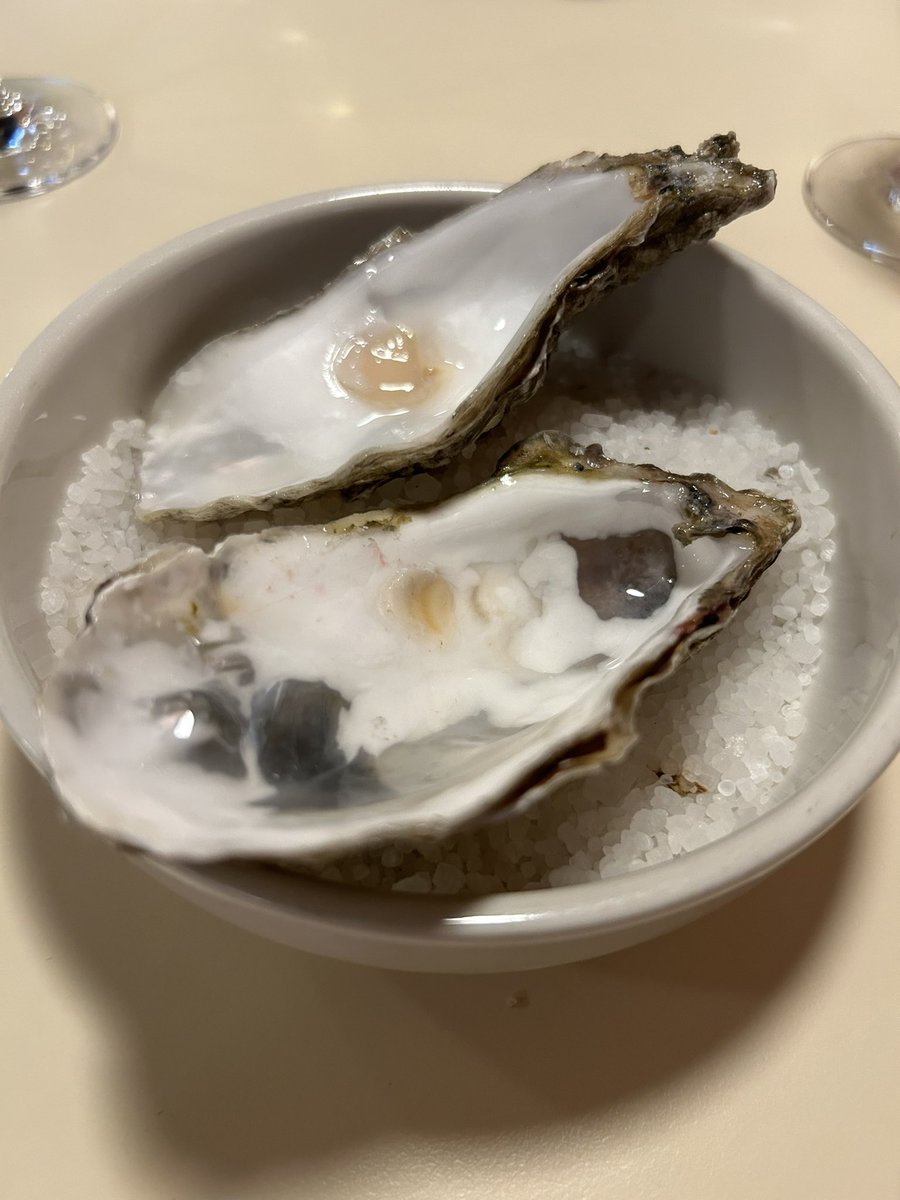 Celebrating our oysters and frozen rhubarb (rhubarb) May Day wedding anniversary today. Well, you can’t eat China can you.