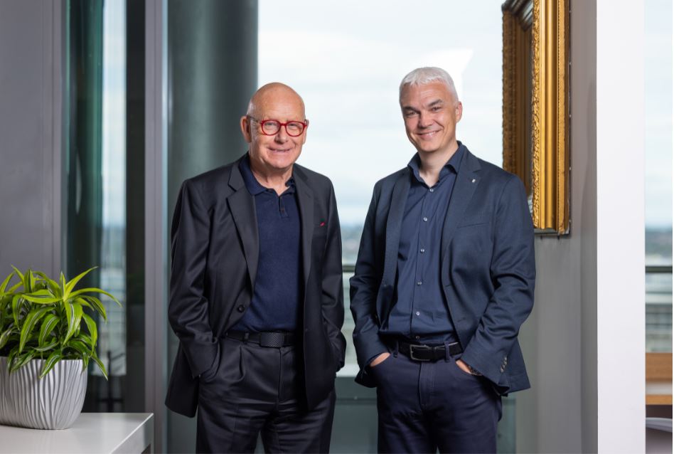 The end of one era, the beginning of another! Yesterday marked Peter Jackson's last day as our firm's CEO, with today our former Head of Business Services Craig Scott succeeding him in the role. A huge thank you to Peter from all of us. Throughout his 19 years at the helm, he